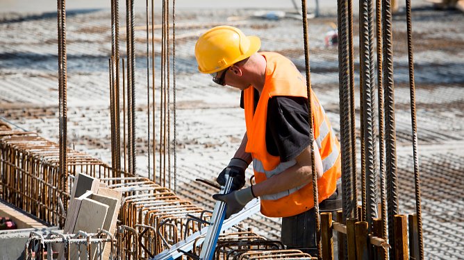 Facharbeiter auf dem Bau werden oft schlecht bezahlt (Foto: IG BAU)