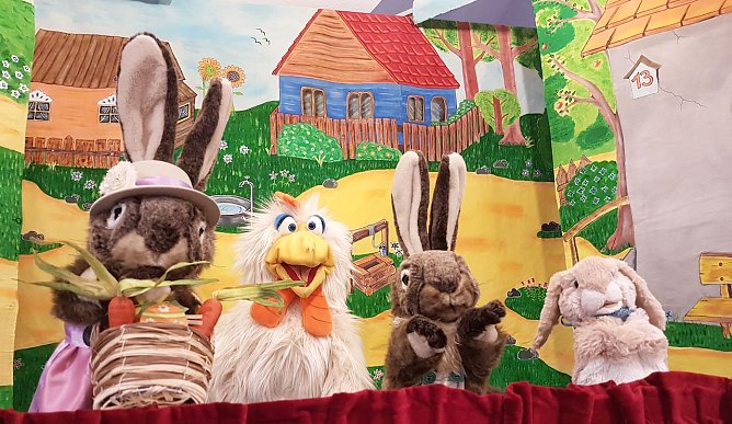 Die fr&ouml;hliche Jagd nach dem Eierdieb fasziniert alt und jung (Foto: Agentur)