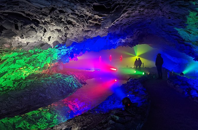 Halloween-Special in der Barbarossahöhle (Foto: Anke Schreyer) Halloween-Special in der Barbarossahöhle (Foto: Anke Schreyer)