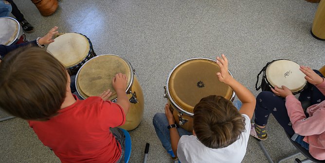 Elementare Musikpraxis (Foto: Jana Groß) Elementare Musikpraxis (Foto: Jana Groß)