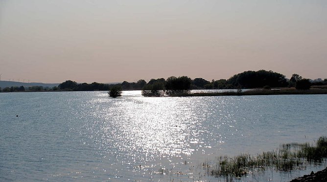Abendstimmung am Stausee Kelbra (Foto: Peter Blei) Abendstimmung am Stausee Kelbra (Foto: Peter Blei)