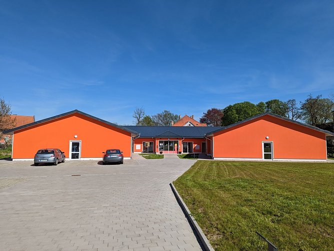 &Uuml;ber die neue Seniorenresidenz in der Ortsmitte freuen sich viele &auml;ltere Menschen, die gern in Hohenebra leben (Foto: Janine Skara)