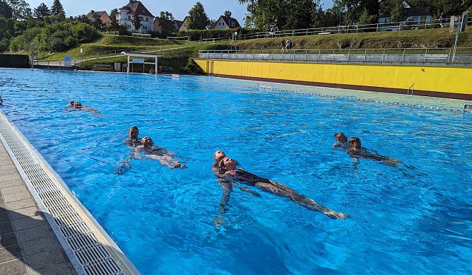 Projektwoche Lebensretter im Bergbad Sonnenblick  (Foto: Janine Skara)
