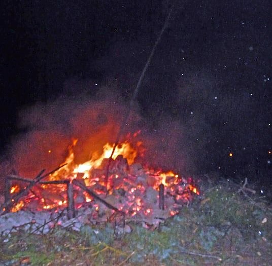 Osterfeuer 2010 (Foto: Karl-Heinz Herrmann)