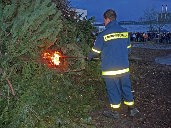 Osterfeuer-Party (Foto: Karl-Heinz Herrmann)
