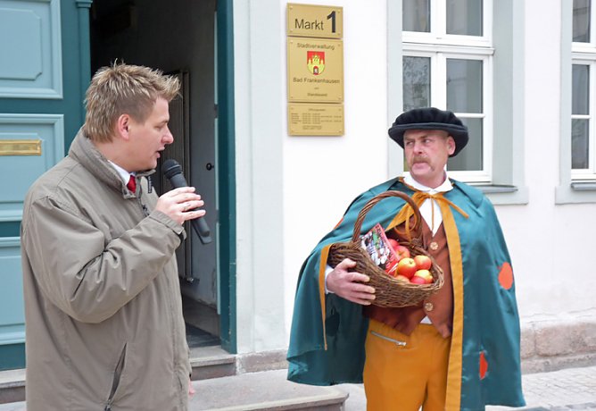 Start Apfelsch&auml;ppermarkt (Foto: Karl-Heinz Herrmann)