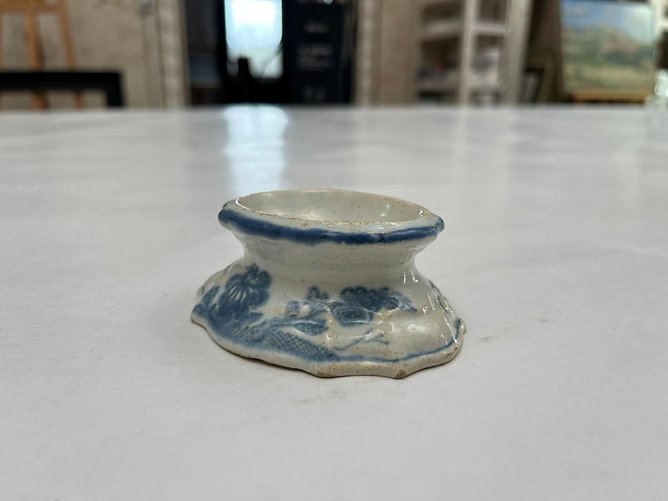 Salzschälchen as Abtsbessingen (Foto: Claudia Langhammer) Salzschälchen as Abtsbessingen (Foto: Claudia Langhammer)