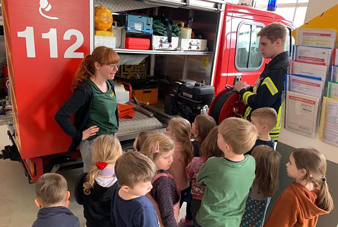 &Uuml;bungsstunde bei der Freiwilligen Feuerwehr Oldisleben (Foto: Katrin MIlde)