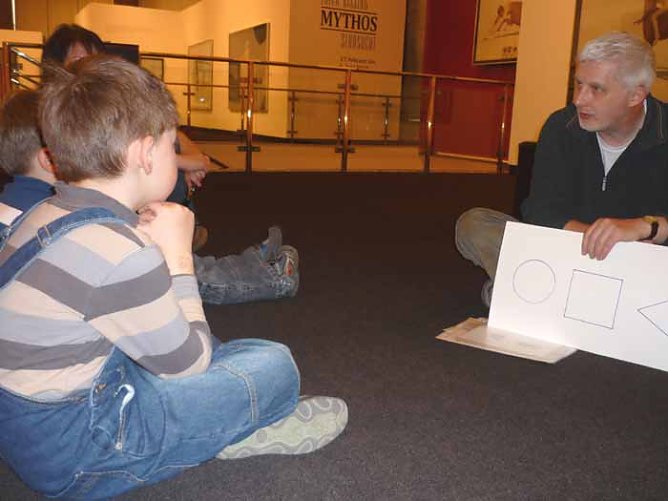 Kinder malen  (Foto: Panorama Museum Bad Frankenhausen)