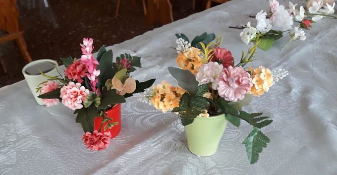 Kreatives Wirken in der WB 4 der VS in Sondershausen (Foto: Thomas Leipold) Kreatives Wirken in der WB 4 der VS in Sondershausen (Foto: Thomas Leipold)