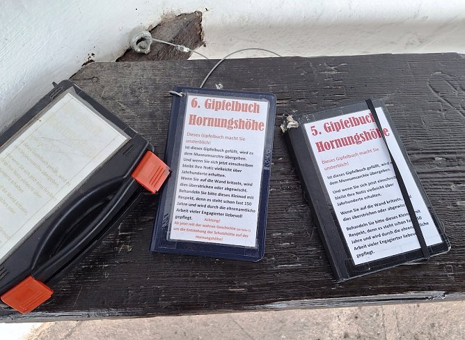 Die Hornunger Gipfelb&uuml;cher erfreuen sich gro&szlig;er Beliebtheit (Foto: Peter Ke&szlig;ler)