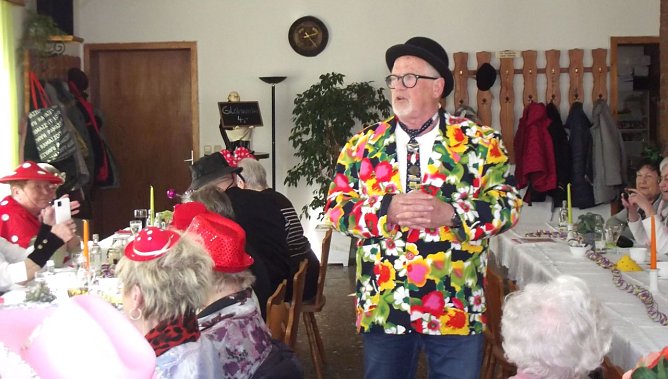 WB 4 feiert mit Norbert Wuttig Fasching in Handwerksst&uuml;bchen in Sondershausen (Foto: Thomas Leipold)
