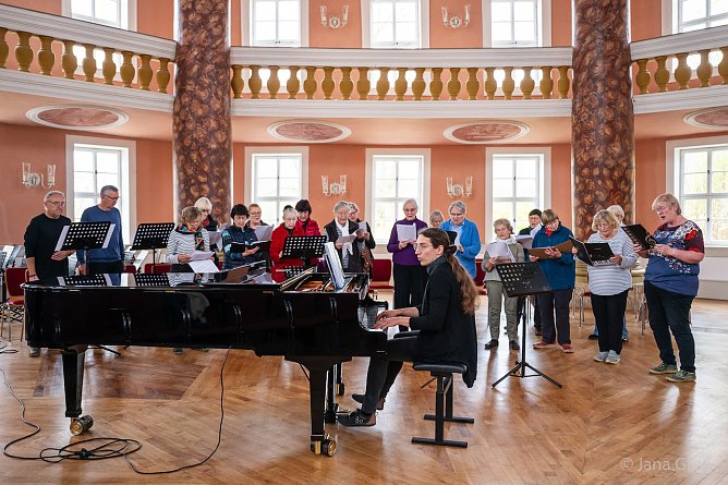 Senioren singen 2024 im Achteckhaus in Sondershausen (Foto: Jana Gro&szlig;)