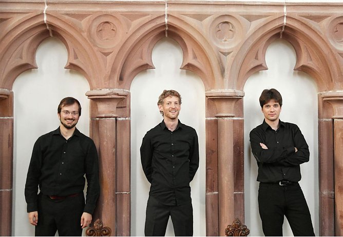 Ensemble Nusmindo (Foto: ensemble_nusmido) Ensemble Nusmindo (Foto: ensemble_nusmido)