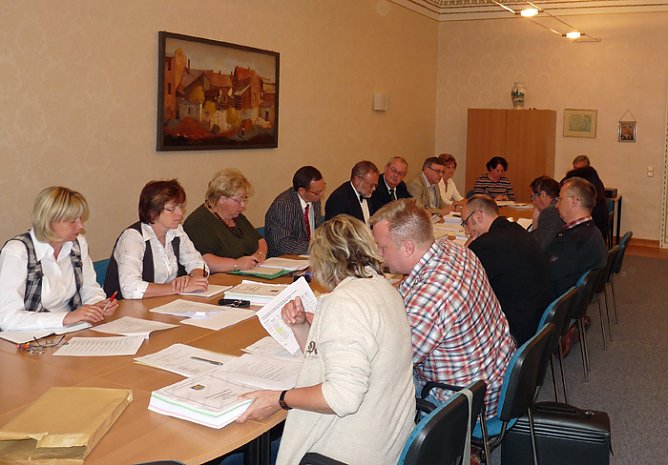 Kreisausschuss tagte (Foto: Karl-Heinz Herrmann) Kreisausschuss tagte (Foto: Karl-Heinz Herrmann)