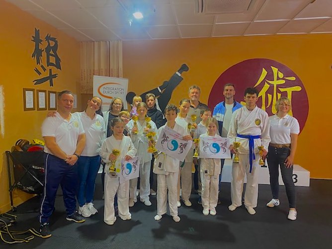 Kampfkunstschule Arterm: Wettkampf am 08.11.2025 in Arnstadt (Foto: Kampfkunstschule Artern) Kampfkunstschule Arterm: Wettkampf am 08.11.2025 in Arnstadt (Foto: Kampfkunstschule Artern)