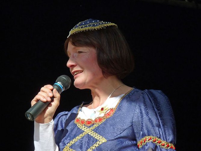 Getanzte Modenschau (Foto: Karl-Heinz Herrmann)