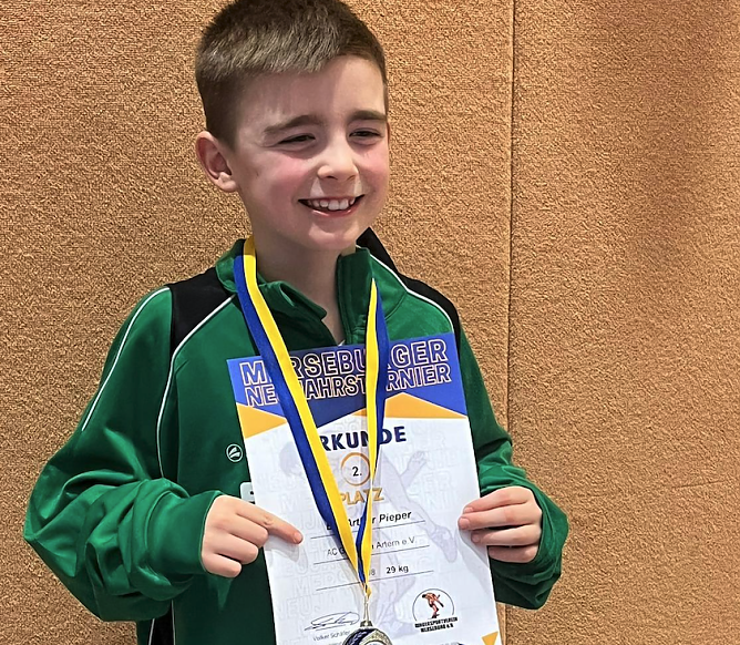 Youngster Ben Arthur Pieper freut sich über seine gute Platzierung (Foto: Manja Braunsdorf) Youngster Ben Arthur Pieper freut sich über seine gute Platzierung (Foto: Manja Braunsdorf)