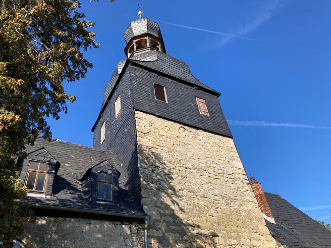 Das Dach der Kirche in Etzleben wird erneuert. (Foto: Deutsche Stiftung Denkmalschutz)