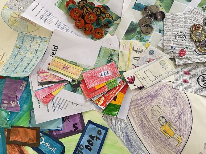 Zahlreiche Einsendungen begeistern durch ihre Kreativit&auml;t (Foto: Erlebniswelt Museen)