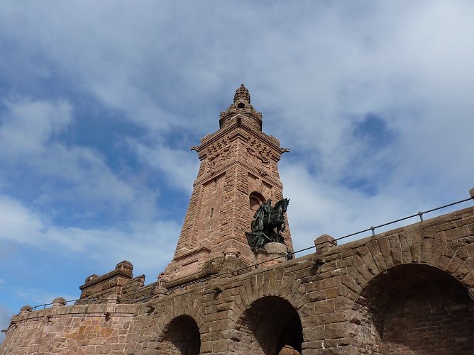 Kyffh&auml;userdenkmal (Foto: Frank Klessascheck auf Pixabay)