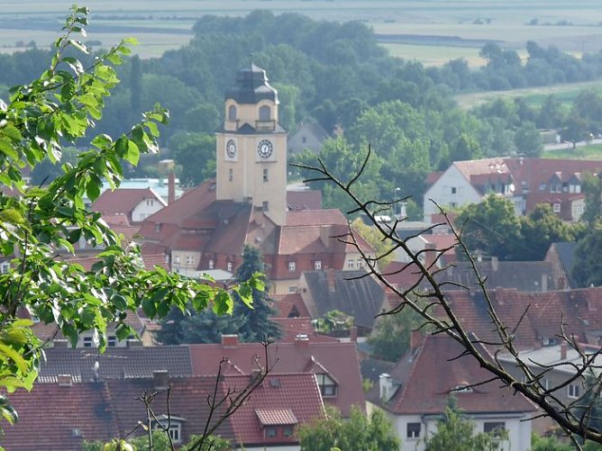 Auszubildende gew&uuml;rdigt (Foto: Karl-Heinz Herrmann)