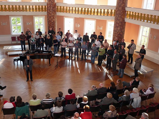 Weihnachtsworkshop (Foto: Karl-Heinz Herrmann)