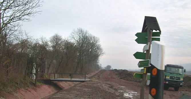 Bauarbeiten an der Kleinen Wipper Rottleben (Foto: Karl-Heinz Herrmann)