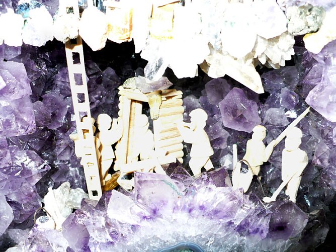 Druse mit Berbbaumotiv Detail (Foto: Hans-Jürgen Schmidt) Druse mit Berbbaumotiv Detail (Foto: Hans-Jürgen Schmidt)