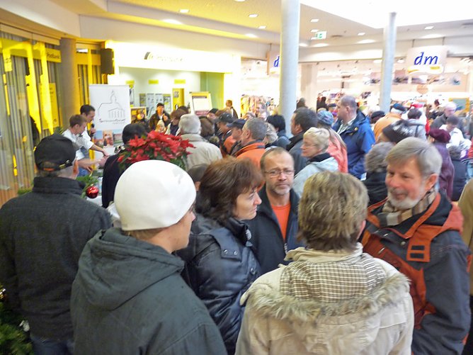 Sternekoch in den Topf geschaut (Foto: Karl-Heinz Herrmann) Sternekoch in den Topf geschaut (Foto: Karl-Heinz Herrmann)