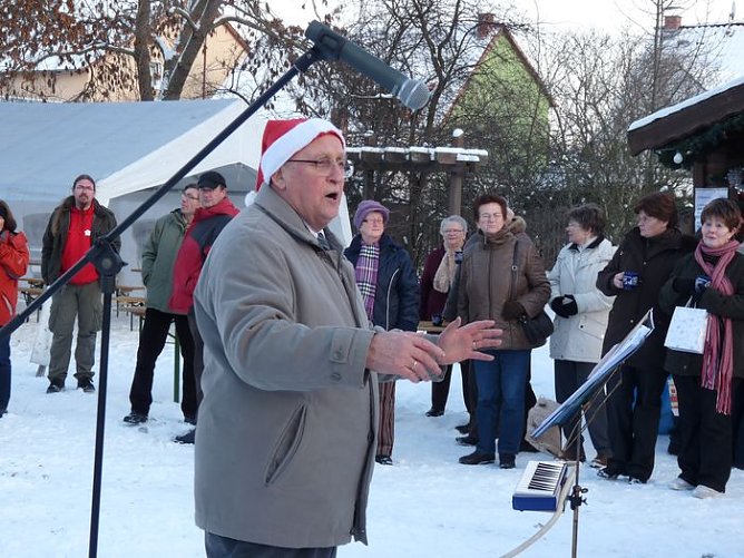 Weihnachtsmarkt in Jecha (Foto: Karl-Heinz Herrmann)