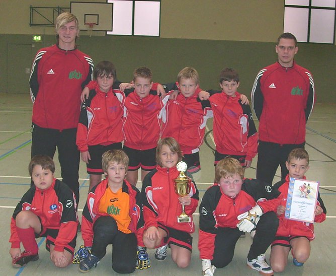 Kreismeister im Hallenfu&szlig;ball E-Jugend VfB Artern (Foto: Karl-Heinz Herrmann)