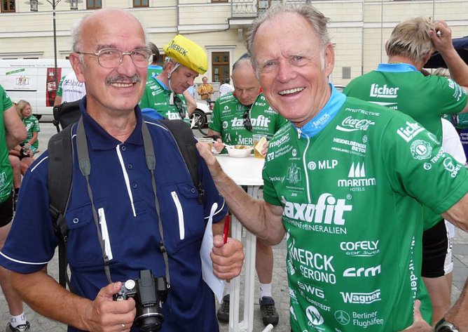 Redakteur kn mit "T&auml;ve" Schur (Foto: Antje Burghardt)