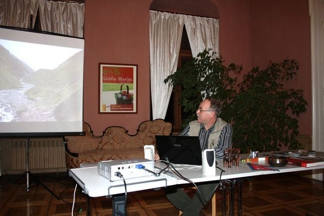 Vortrag Nepal (Foto: Hans-J&uuml;rgen Schmidt)