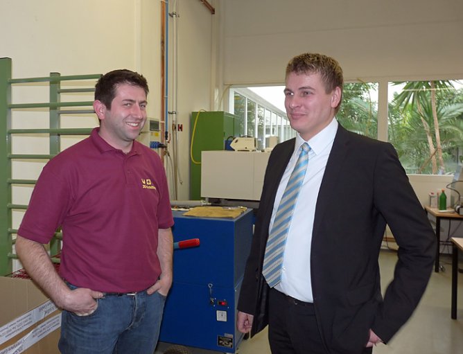 Fensterbilder für den Schiefen (Foto: Karl-Heinz Herrmann) Fensterbilder für den Schiefen (Foto: Karl-Heinz Herrmann)