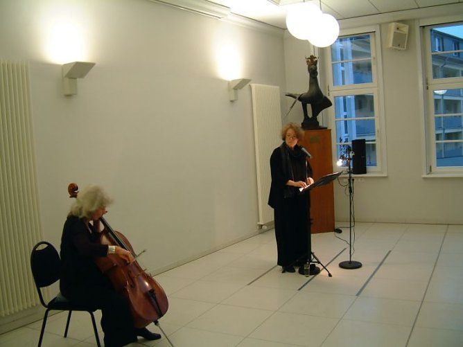 Ursula Illert und Anka Hirsch (Foto: Angelo Glashagel)