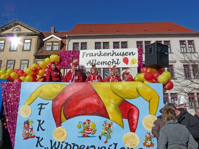 Rosensonntagsumzug (Foto: Karl-Heinz Herrmann) Rosensonntagsumzug (Foto: Karl-Heinz Herrmann)