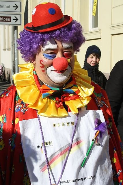 Rosenmontagsgesichter