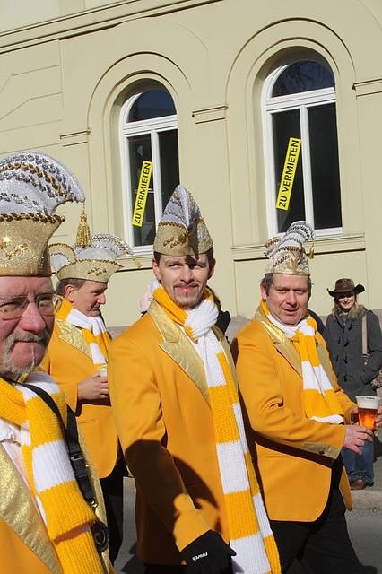Rosenmontagsgesichter