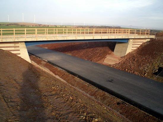 Br&uuml;cke &uuml;ber die Umgehungsstra&szlig;e 