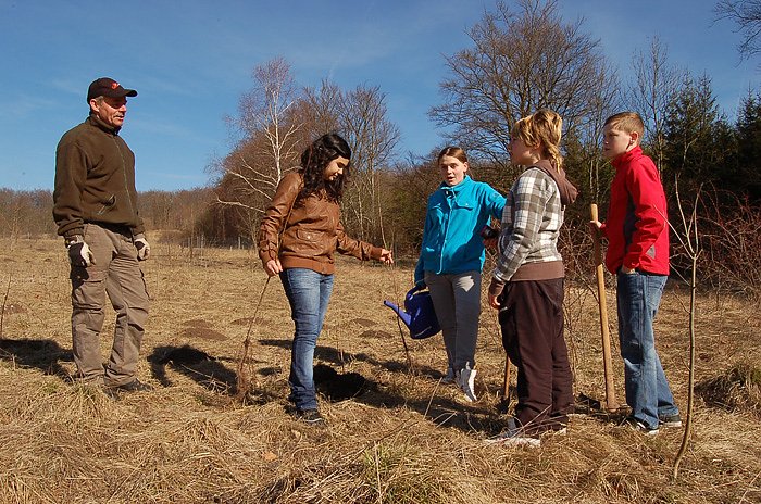 Baumpflanzung am Kyffh&auml;user