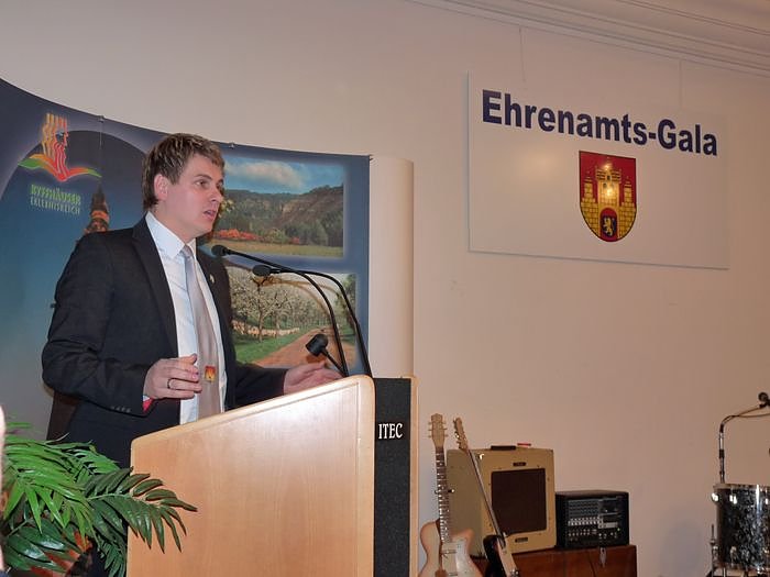 Ehrenarbeit gew&uuml;rdigt