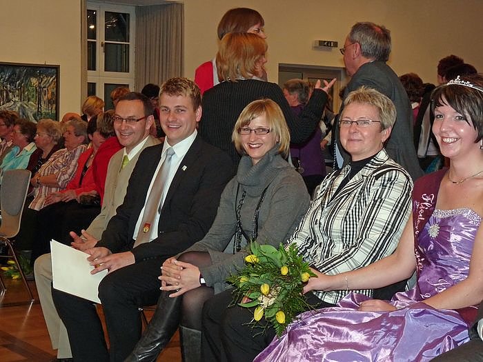 Ehrenarbeit gew&uuml;rdigt