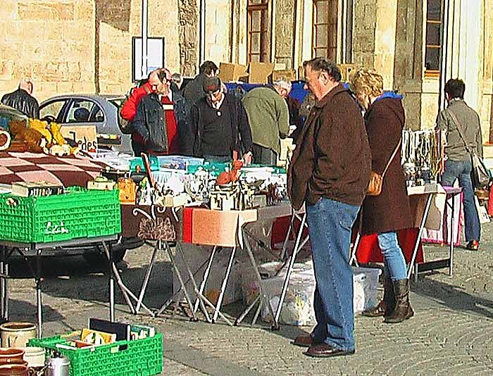 Tr&ouml;delmarkt
