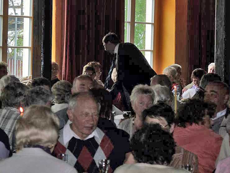 Fr&uuml;hlingsfest gefeiert