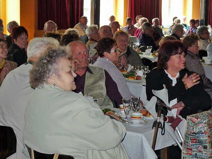 Fr&uuml;hlingsfest gefeiert