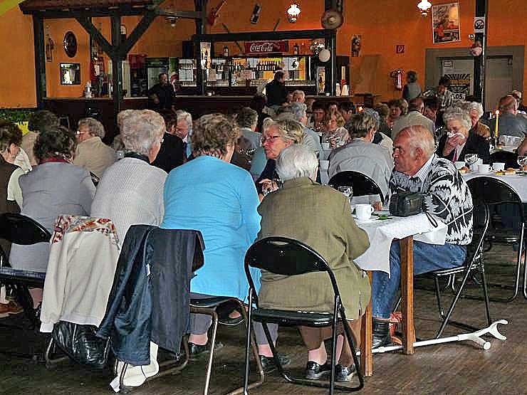 Fr&uuml;hlingsfest gefeiert