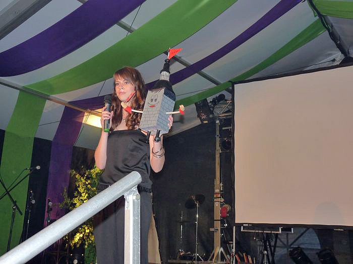 Fliederk&ouml;nigin 20011 gek&uuml;rt