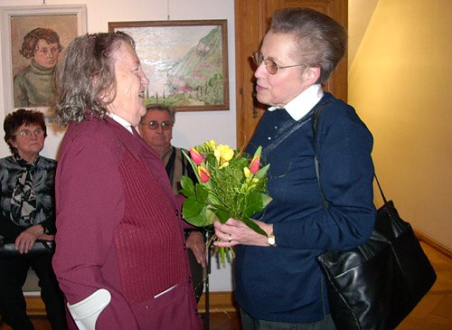 Gertrud Liefeith und Gratulantin