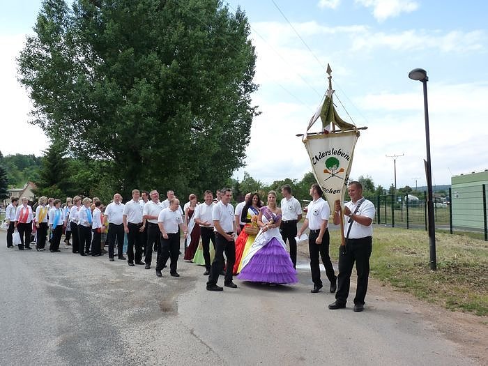 Laubk&ouml;nig gekr&ouml;nt